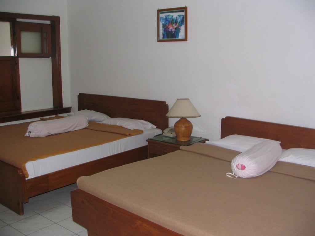 Hotel Selecta Бату Стая снимка