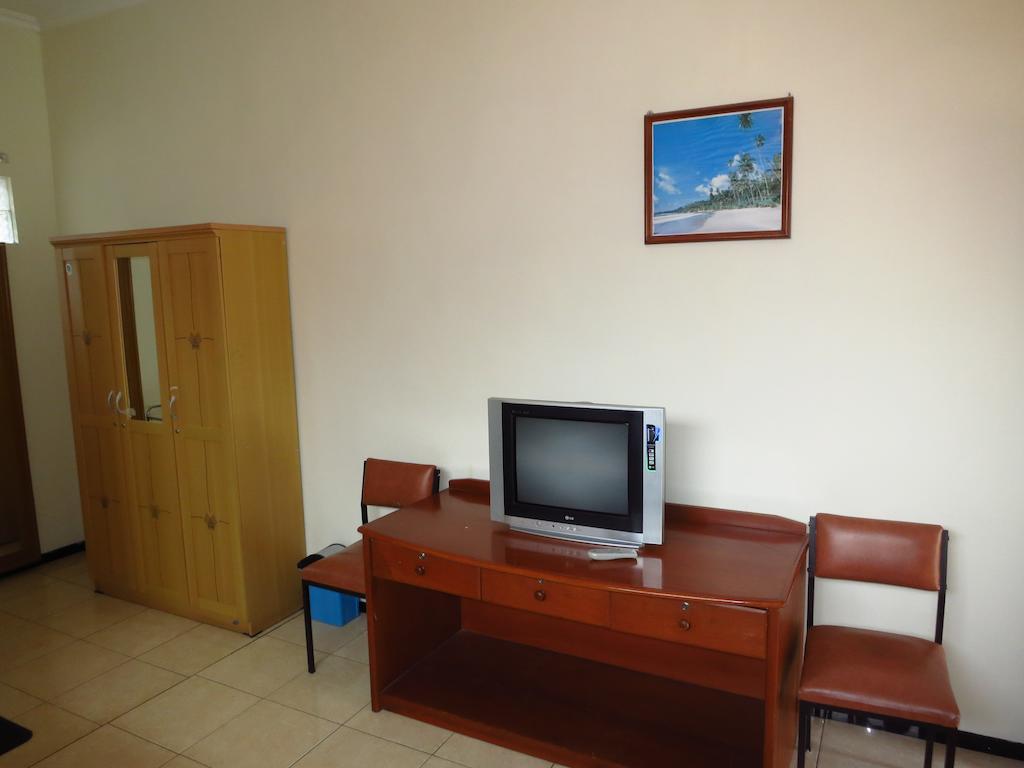 Hotel Selecta Бату Екстериор снимка
