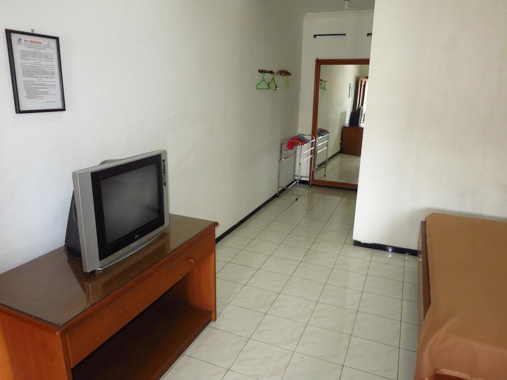 Hotel Selecta Бату Стая снимка