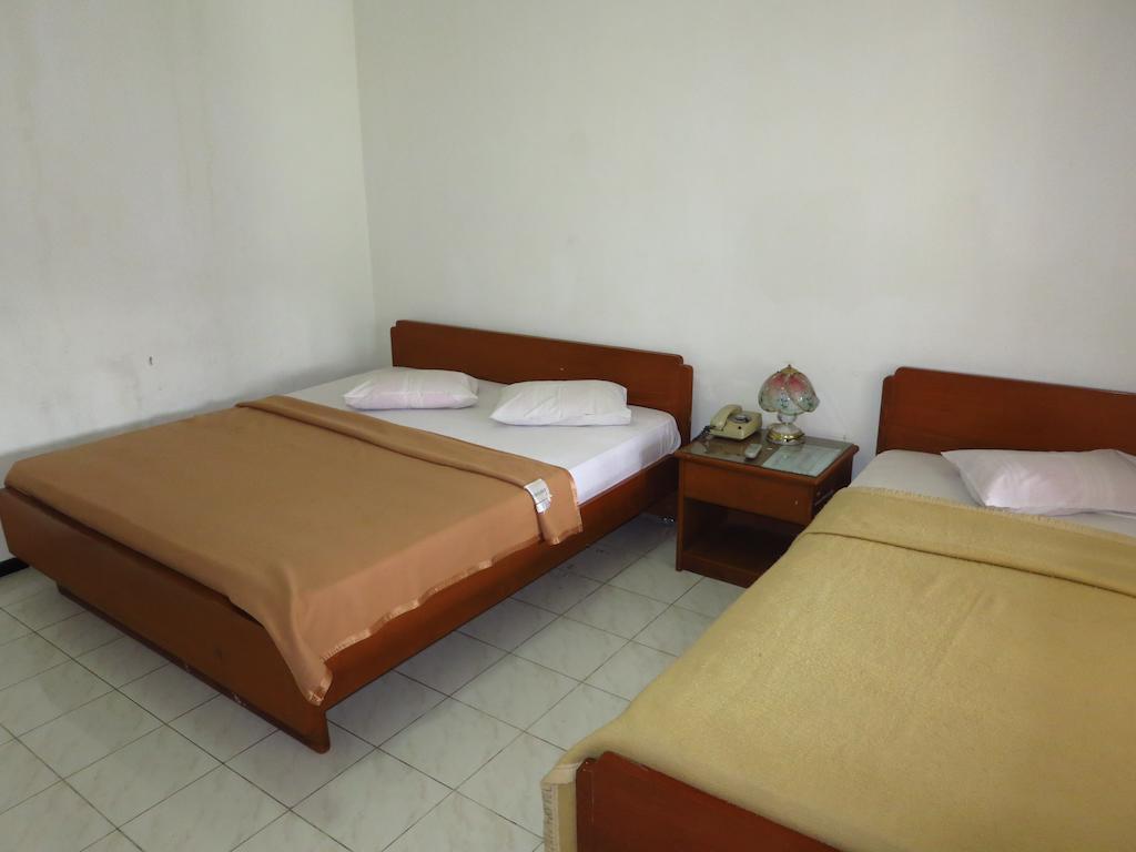 Hotel Selecta Бату Екстериор снимка