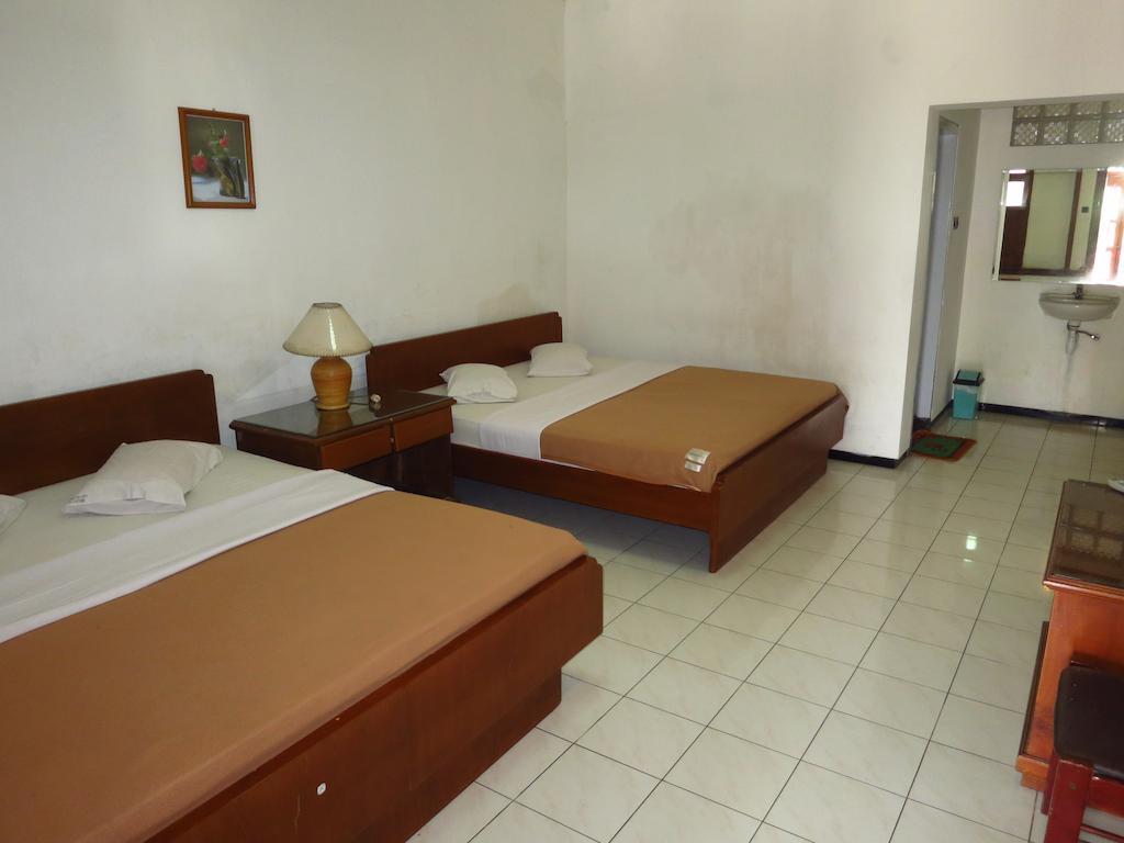 Hotel Selecta Бату Екстериор снимка