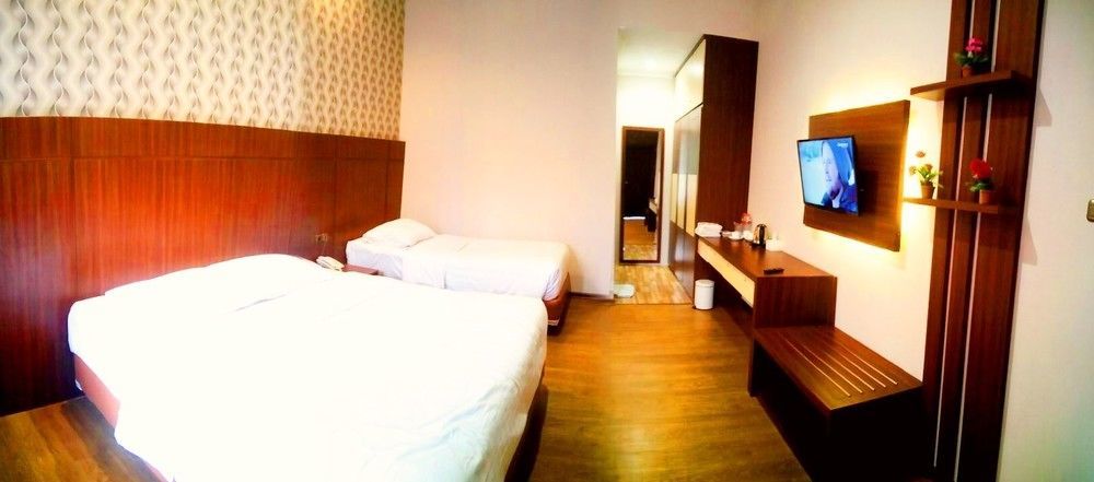 Hotel Selecta Бату Екстериор снимка